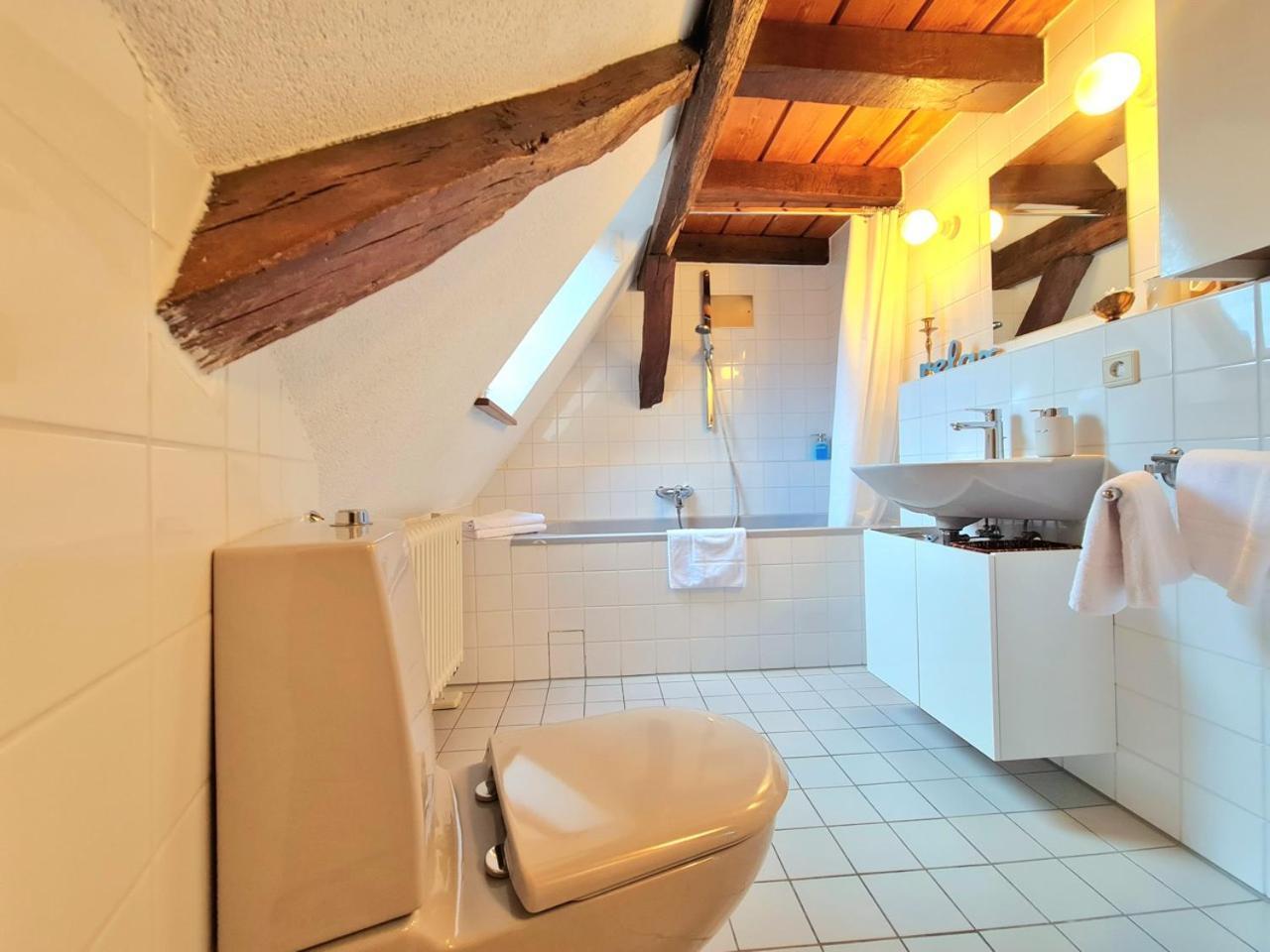 Avahome: Haus Fuer 16, Wlan, Parkplaetze, Netflix, Nespresso كاندل الغرفة الصورة