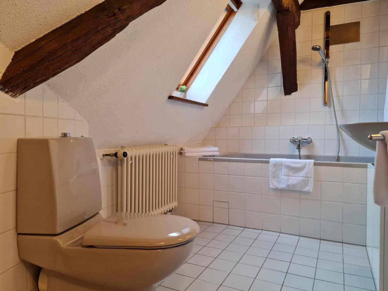 Avahome: Haus Fuer 16, Wlan, Parkplaetze, Netflix, Nespresso كاندل الغرفة الصورة
